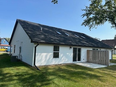 503 W Broadway St, Colfax, IA 50054 - photo 2