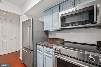 The Charleston unit 202, Arlington, VA 22201 - photo 5
