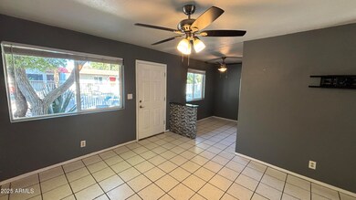 3626 N 37th St unit 8, Phoenix, AZ 85018 - photo 3
