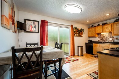 008-MLS 3178 Dunloe Rd