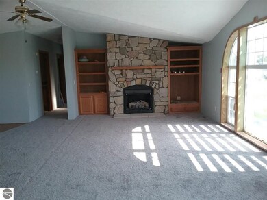 3731 S Leaton Rd, Mount Pleasant, MI 48858 - photo 3