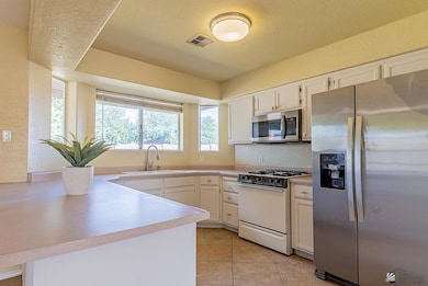 2627 S 31st Dr unit 5, Yuma, AZ 85364 - photo 2