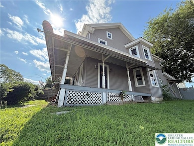 216 North St unit 218, Lehighton, PA 18235 - photo 4