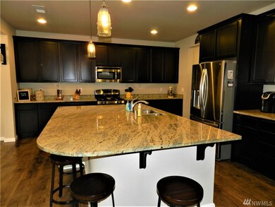 210 Fielding St NE, Orting, WA 98360 - photo 3