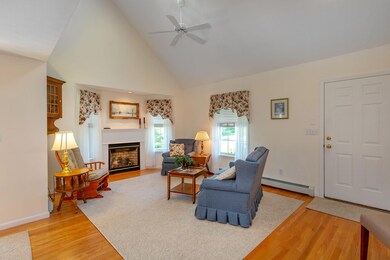 1 Ridgefield Dr unit 60, Gorham, ME 04038 - photo 7