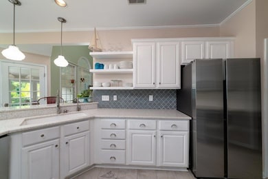 1927Enclave_019Kitchen4