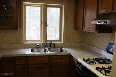 Kitchen With Gas Range
