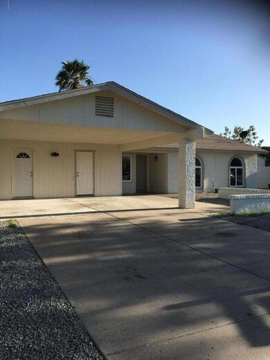 7521 W Glenrosa Ave, Phoenix, AZ 85033 - photo 2