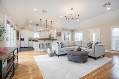 523 W 34th St, Houston, TX 77018 - photo 4