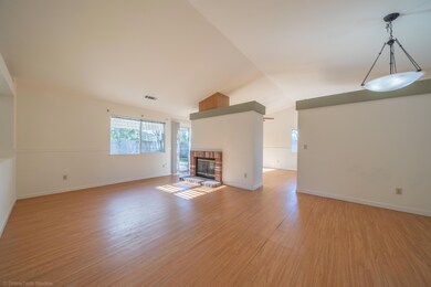 1421 Duck Tail Ct-9