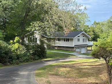 19 Crown Hill Rd, Atkinson, NH 03811 - photo 5