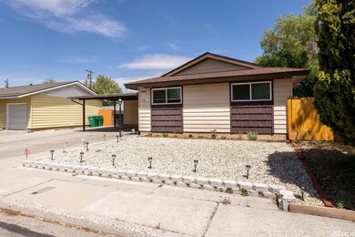 2670 Lennox Ln, Sparks, NV 89431 - photo 2