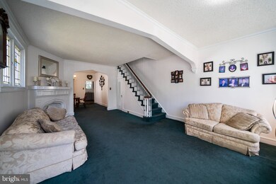 215 W Albemarle Ave, Lansdowne, PA 19050 - photo 5