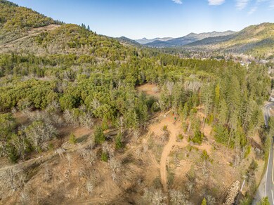 5651 Foothill Blvd, Rogue River, OR 97537 - photo 7