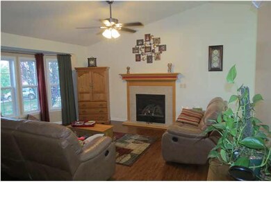 Living room with gas FP