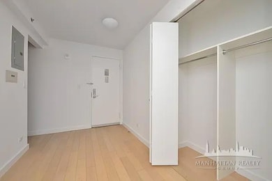 222 E 39th St unit 23-E, New York, NY 10016 - photo 3