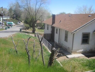 1881 Academy Ave, Klamath Falls, OR 97601 - photo 4