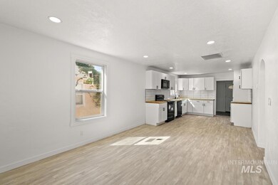 1112 E Sherman Ave, Nampa, ID 83686 - photo 7