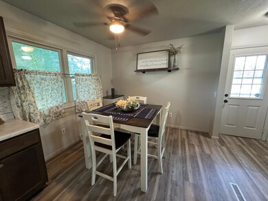 815 6th St N, New Ulm, MN 56073 - photo 4