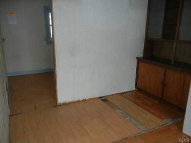 1515 Valley Rd, Bethlehem, PA 18018 - photo 5