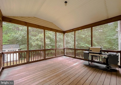 23146 Hollins Way, Hollywood, MD 20636 - photo 6