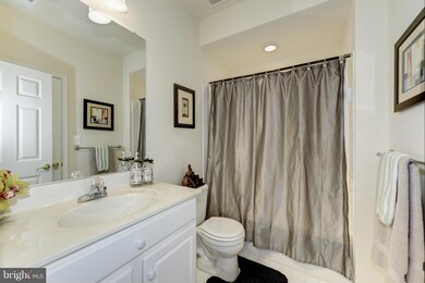 9658 Culloden Ct, Bristow, VA 20136 - photo 5