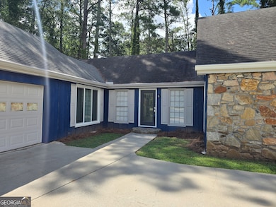 2251 Country Club Dr SE unit 1, Conyers, GA 30013 - photo 3