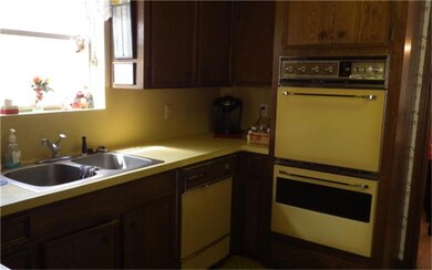 4211 Butternut Ct, Houston, TX 77088 - photo 6