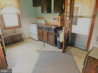 41 E Washington St, McAdoo, PA 18237 - photo 5