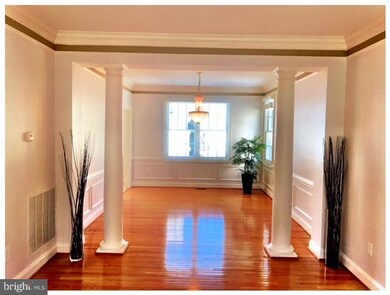 21104 Hickory Forest Way, Germantown, MD 20876 - photo 5