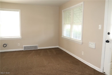 5134 Thomas St, Maple Heights, OH 44137 - photo 6