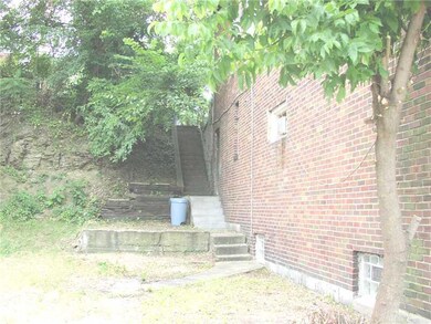 Yard/Garden.