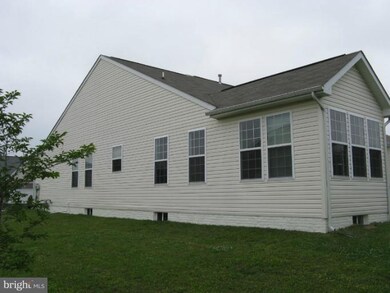 3063 Sundown Dr, Chambersburg, PA 17202 - photo 2