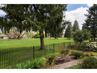 638 Spyglass Dr, Eugene, OR 97401 - photo 3