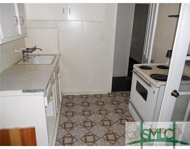 1108 E 54th St, Savannah, GA 31404 - photo 2