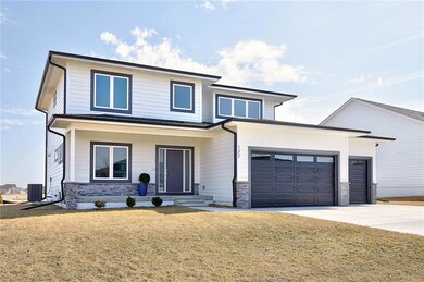 122 S 91st St, West Des Moines, IA 50266 - photo 6