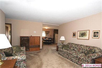 225 E El Paso St, Broken Arrow, OK 74012 - photo 4