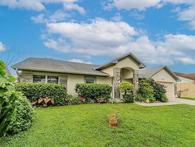 1717 Compton St, Brandon, FL 33511 - photo 3