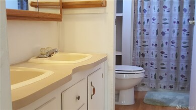 8533 Pepperidge Ln SE, Yelm, WA 98597 - photo 7