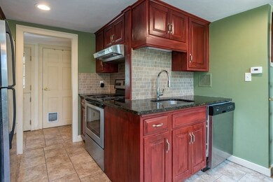 33 Hancock St, Plainville, MA 02762 - photo 5