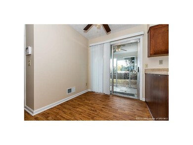 1016 Castlewood Dr, New Albany, IN 47150 - photo 7