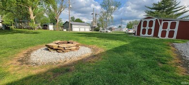 307 Kent St, Odon, IN 47562 - photo 3