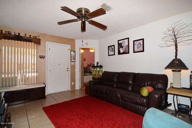 Living Room2