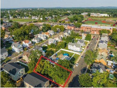 12 Ladd St, Springfield, MA 01109 - photo 3