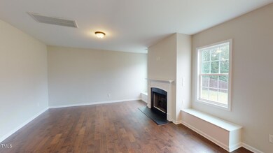 301-Webber-family rm3
