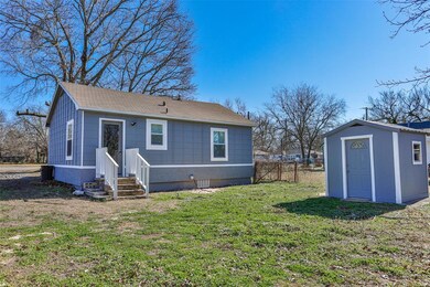 1111 S Taylor St, Gainesville, TX 76240 - photo 7