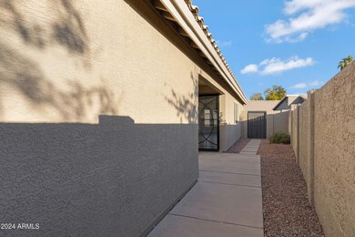 16037 S 41st Pl-4