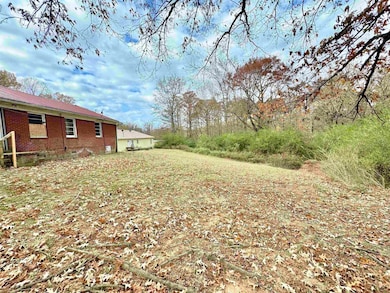 1763 E Chester St, Jackson, TN 38301 - photo 7