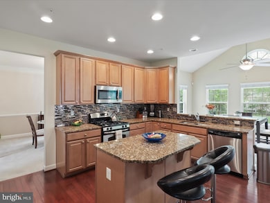 13214 Eldorado Greenfields Dr, Bowie, MD 20720 - photo 6