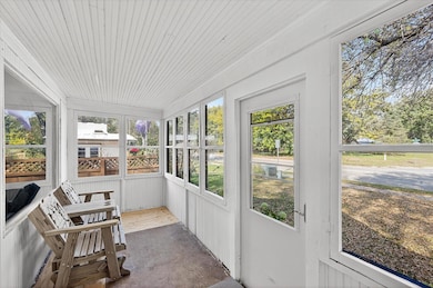 01-1209 1st St SW-1.jpg